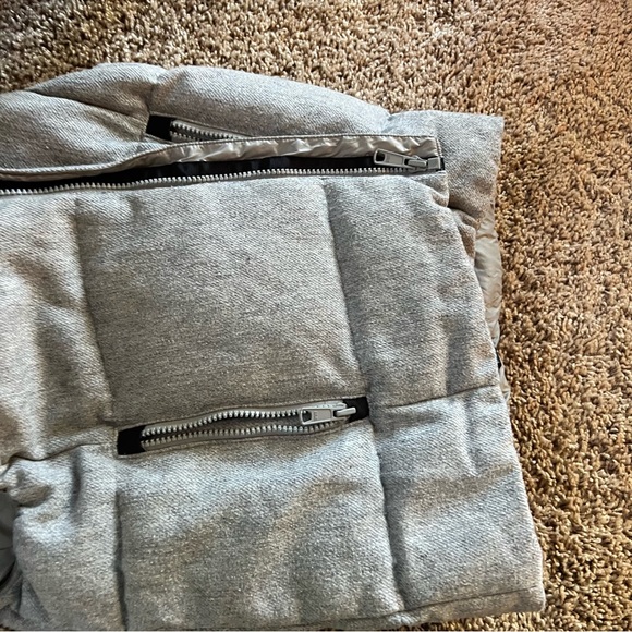 GAP Down vest faux fur trimmed hood SIZE S - Picture 9 of 10